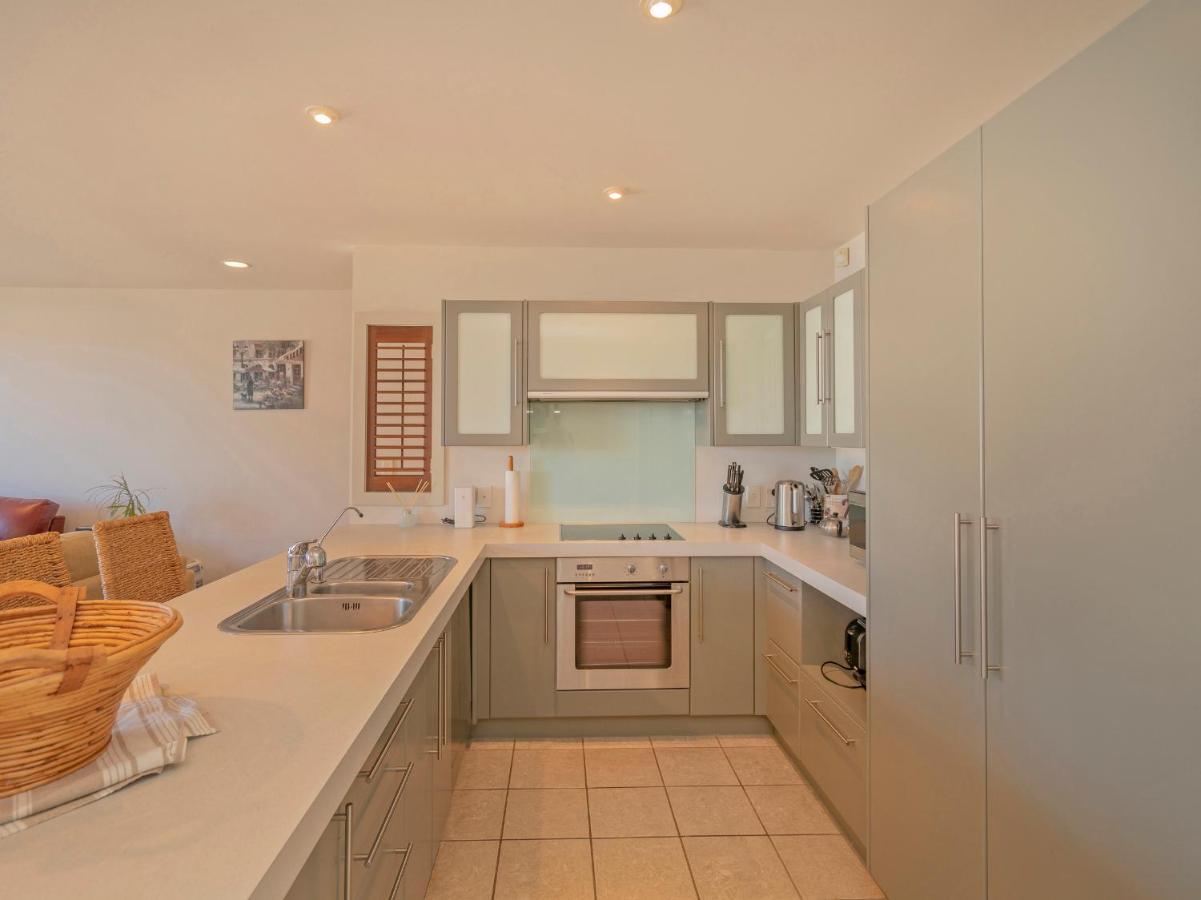 Tairua Waterfront Retreat - Tairua Apartment Esterno foto