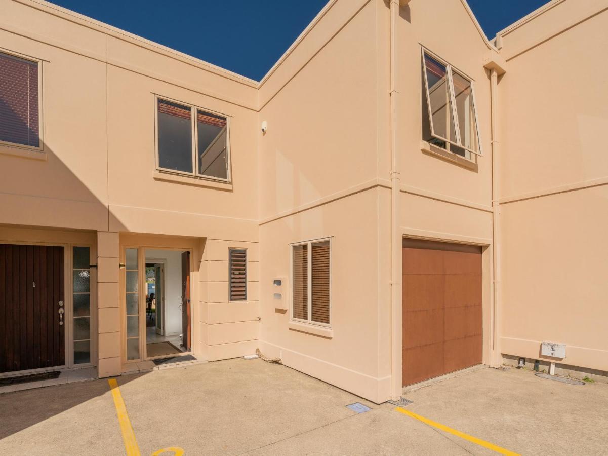 Tairua Waterfront Retreat - Tairua Apartment Esterno foto
